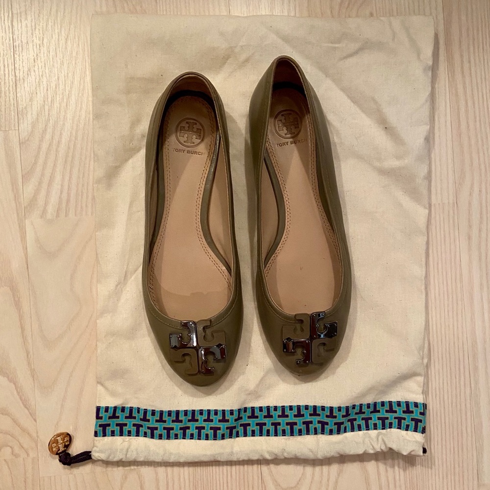 Tory Burch Lowell French Gray Leather Ballet Flats